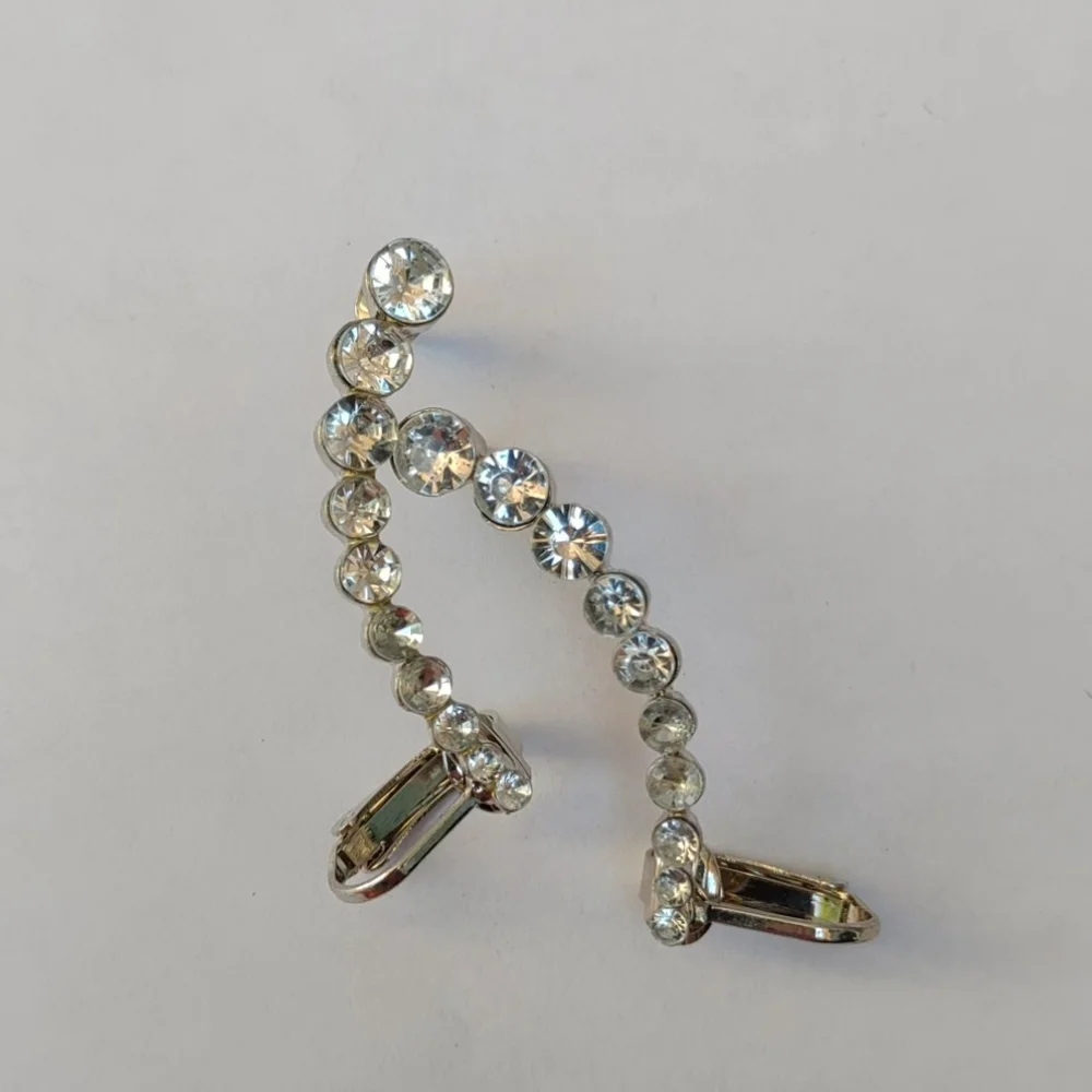 2/$10 or 4/$15 Stone Trim Ear Cuff Earrings